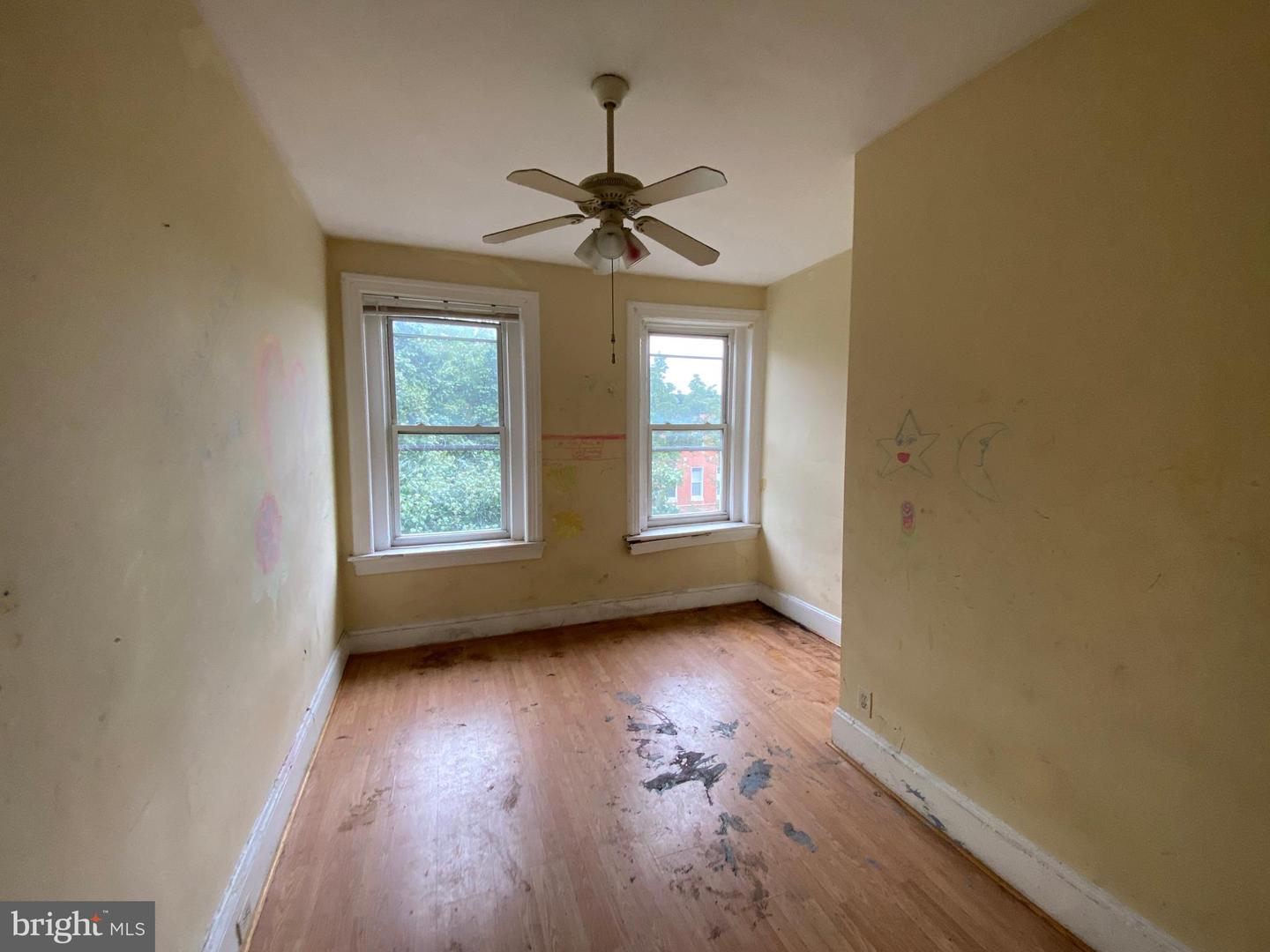 2110 N Charles St N Property Photo 46