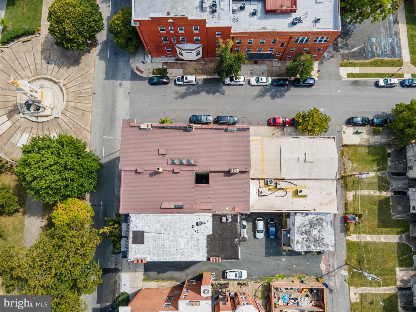 1300 & 1302 Eutaw Pl Property Photo 40