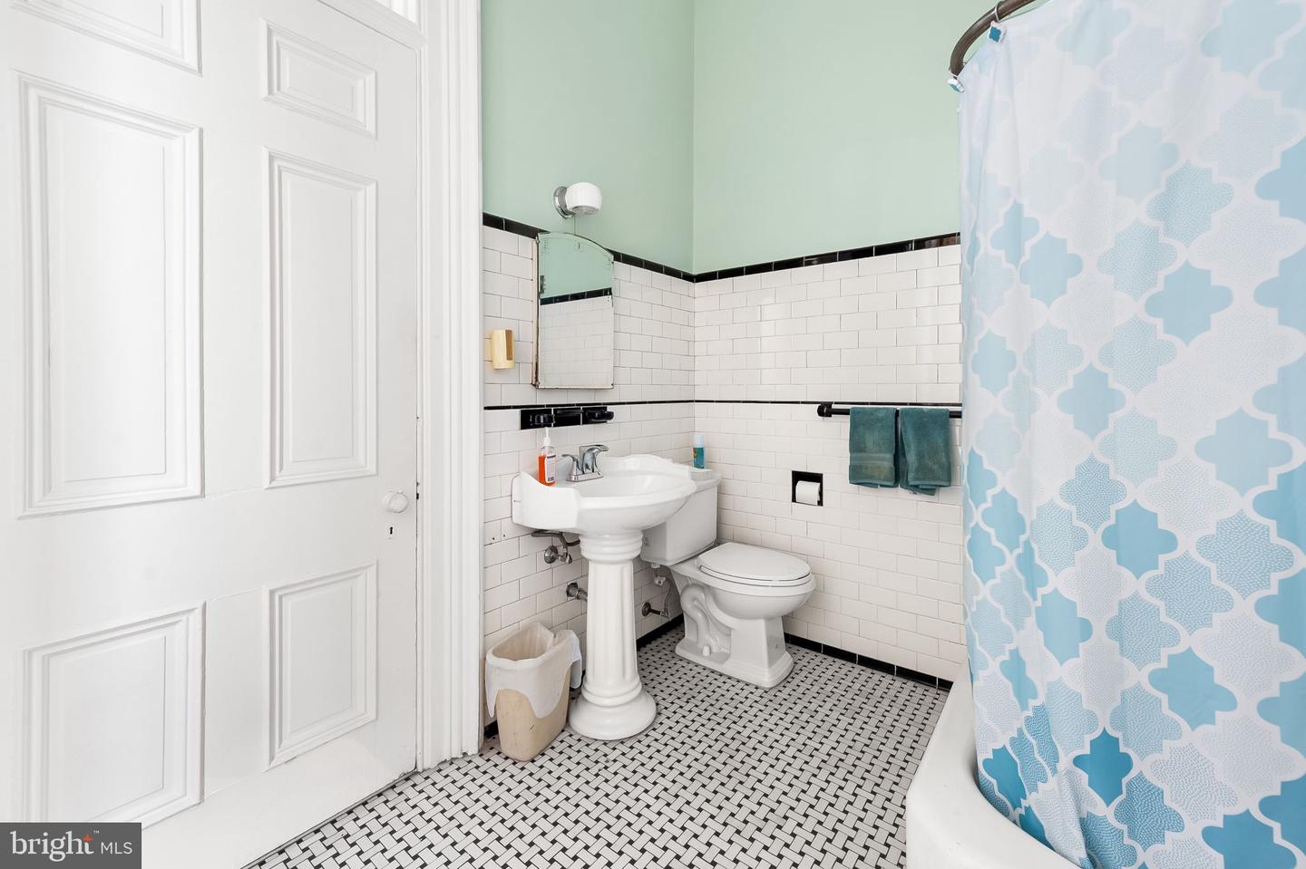 1300 & 1302 Eutaw Pl Property Photo 66