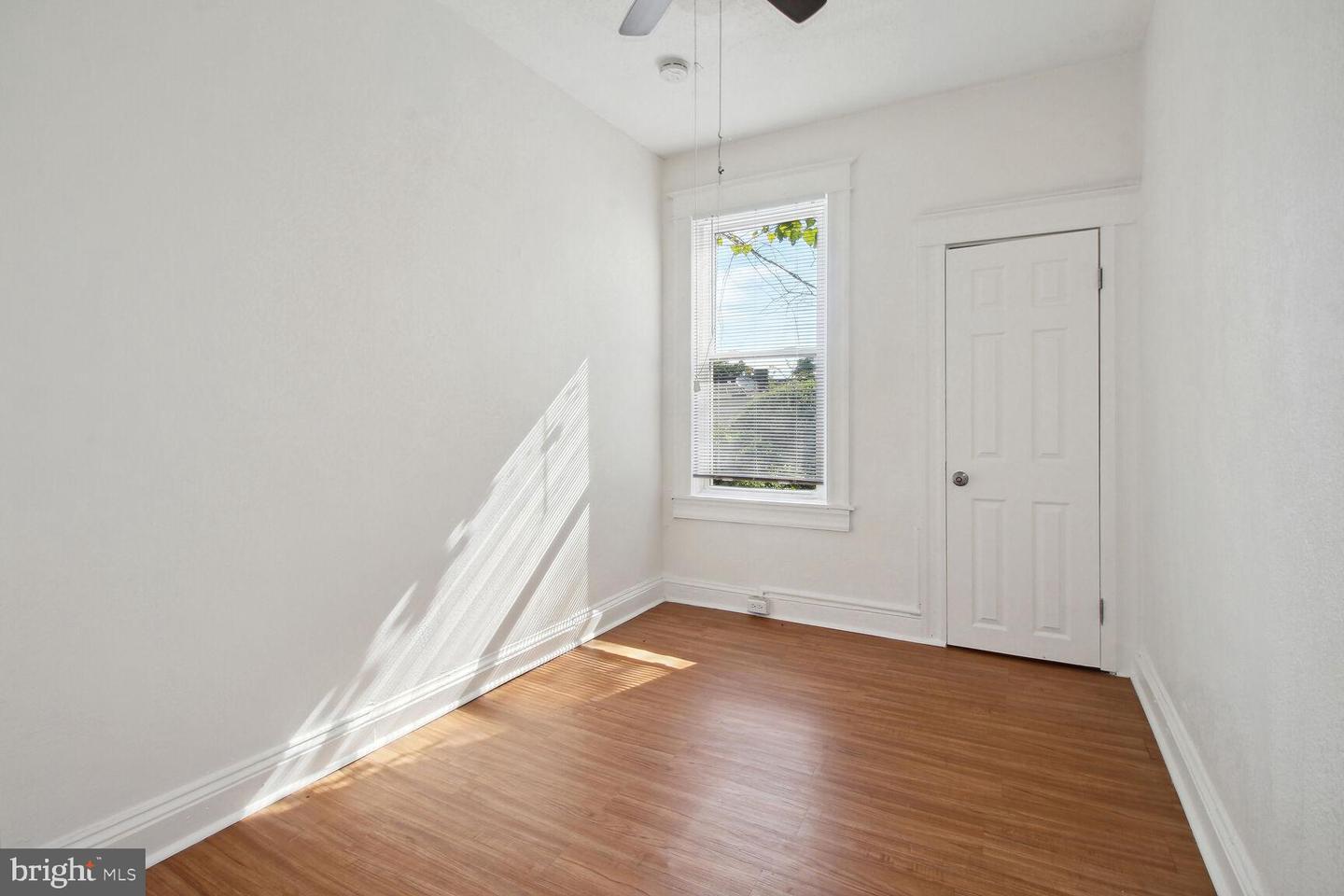 609 N Grantley St Property Photo 10