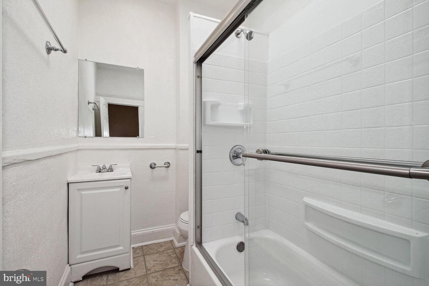 609 N Grantley St Property Photo 13