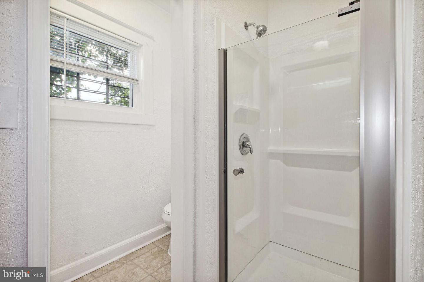 609 N Grantley St Property Photo 14