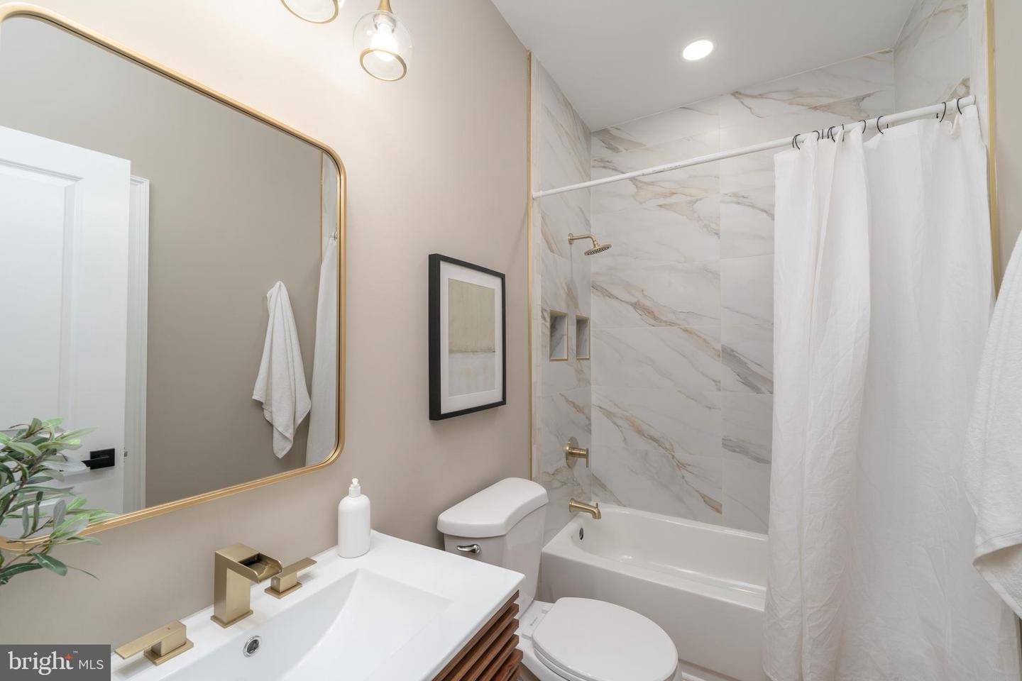 40 E Fort Ave Property Photo 12