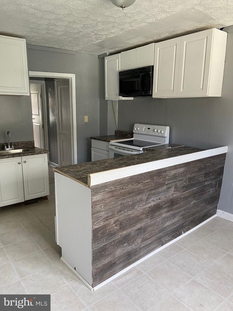 4119 Audrey Property Photo 2