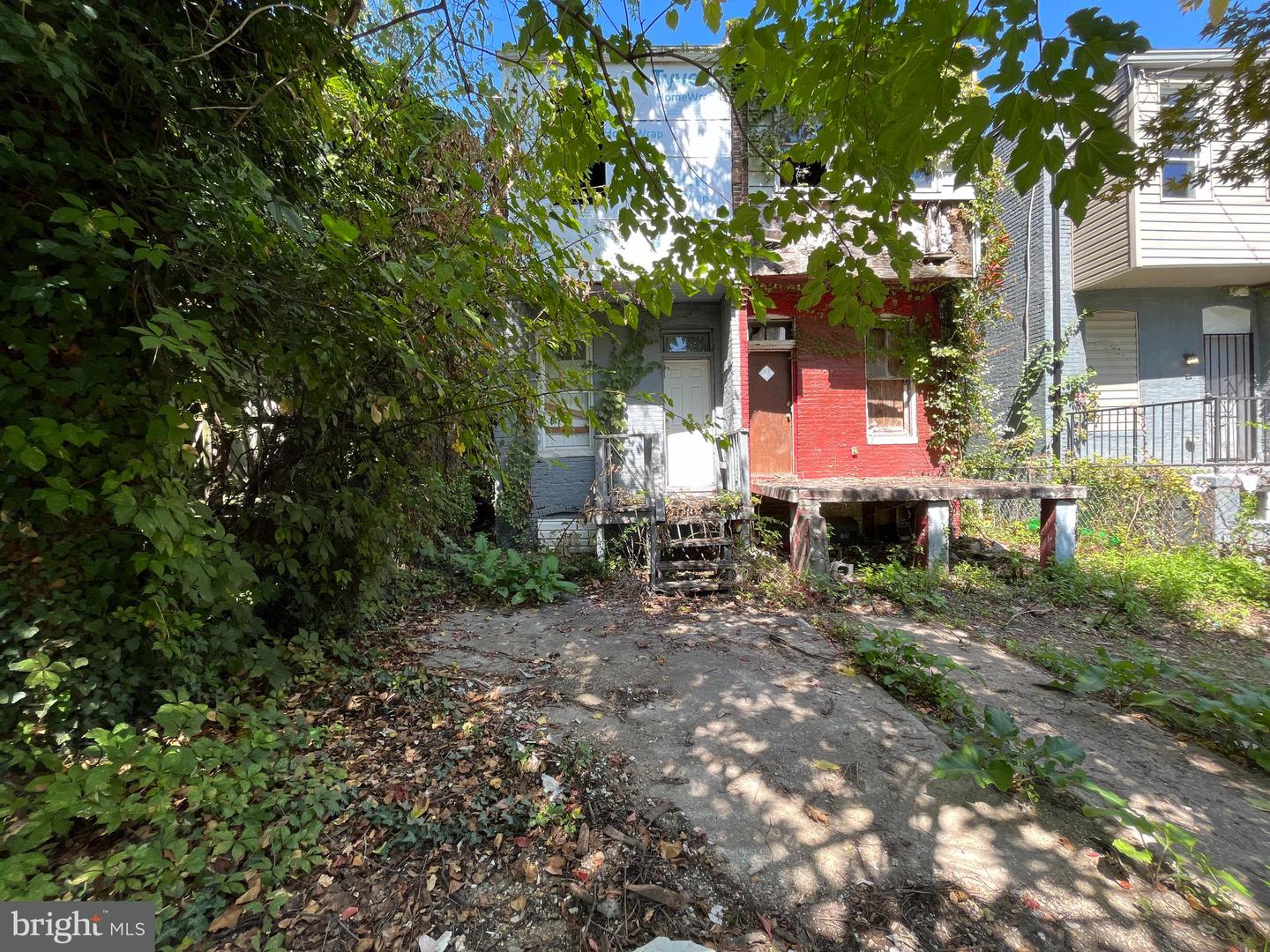 2033 W Lanvale St Property Photo 7
