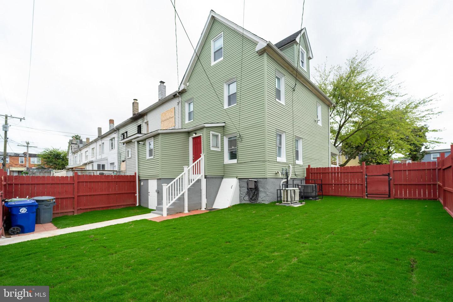 16 W Talbott Property Photo 5