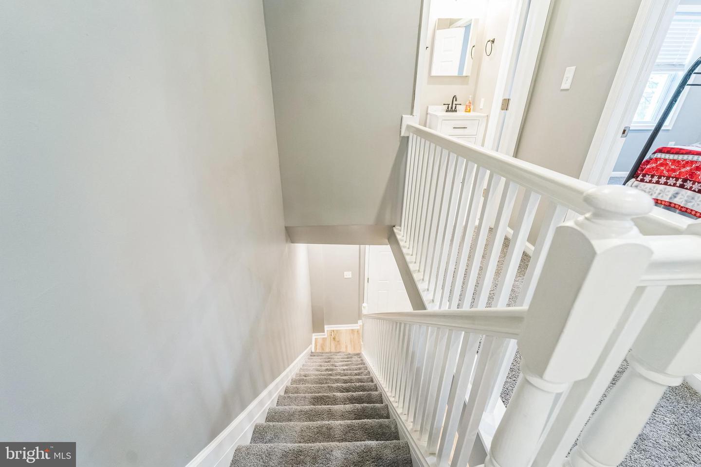 16 W Talbott Property Photo 25