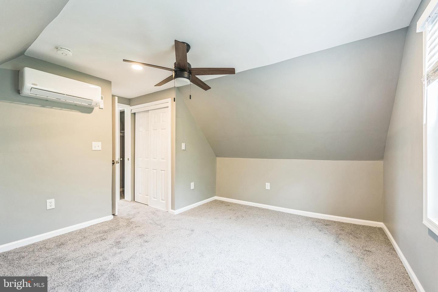 16 W Talbott Property Photo 50