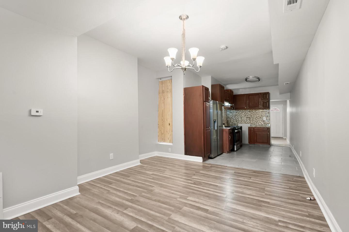 2333 Mcculloh St Property Photo 5