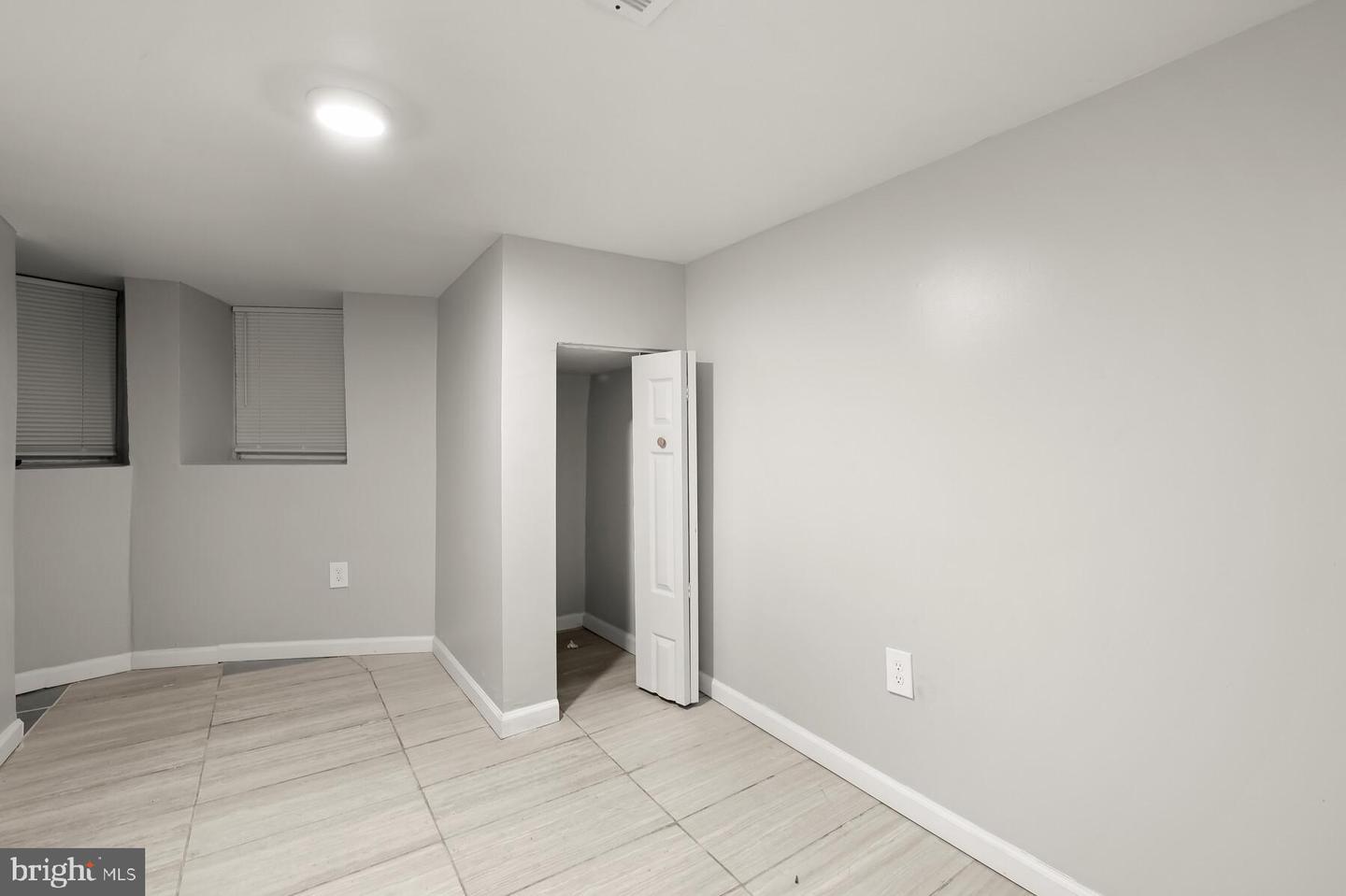 2333 Mcculloh St Property Photo 11