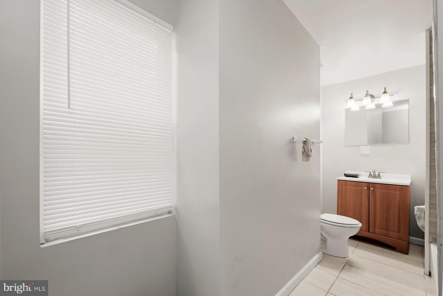 2333 Mcculloh St Property Photo 14