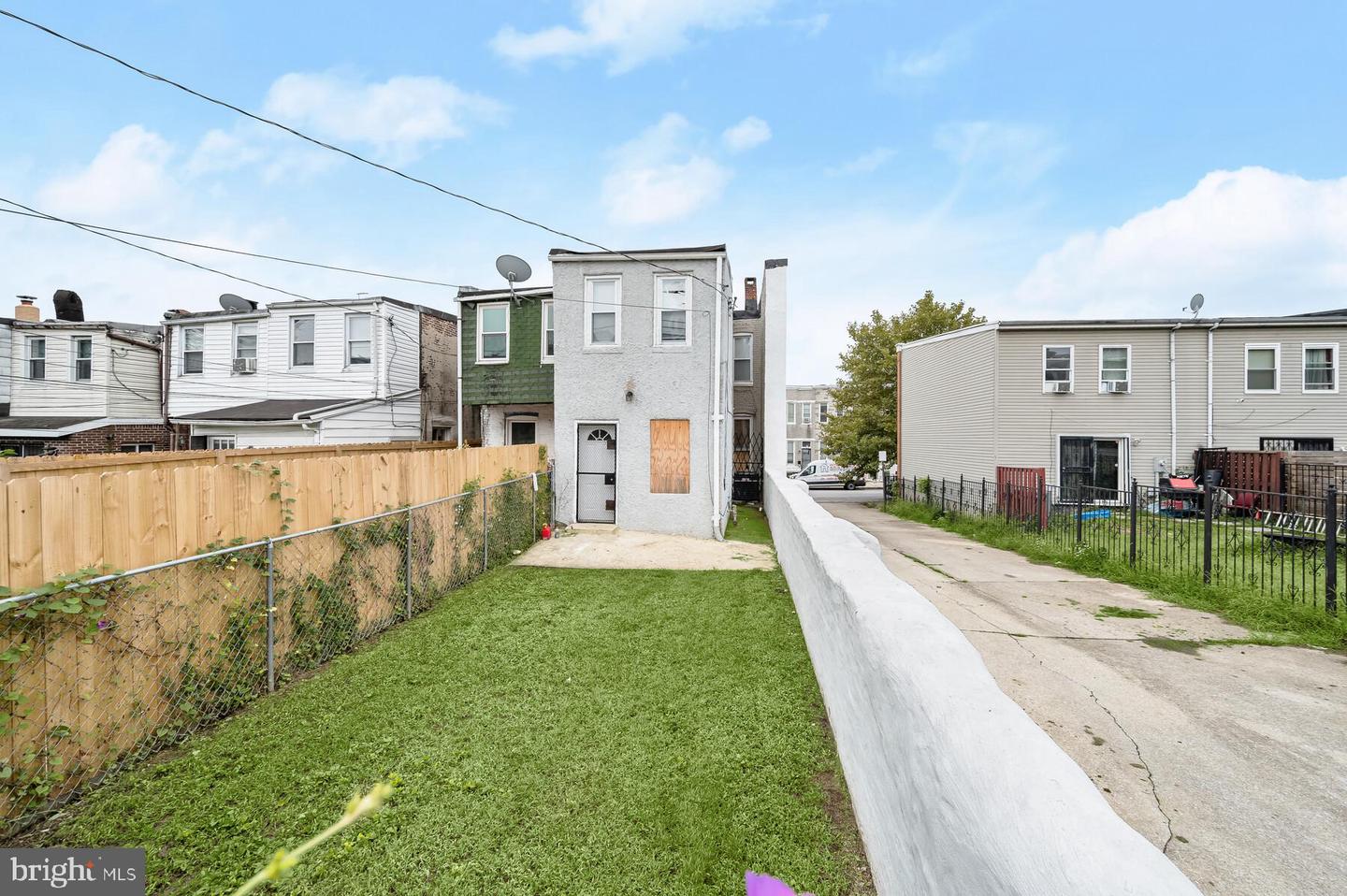 2333 Mcculloh St Property Photo 16