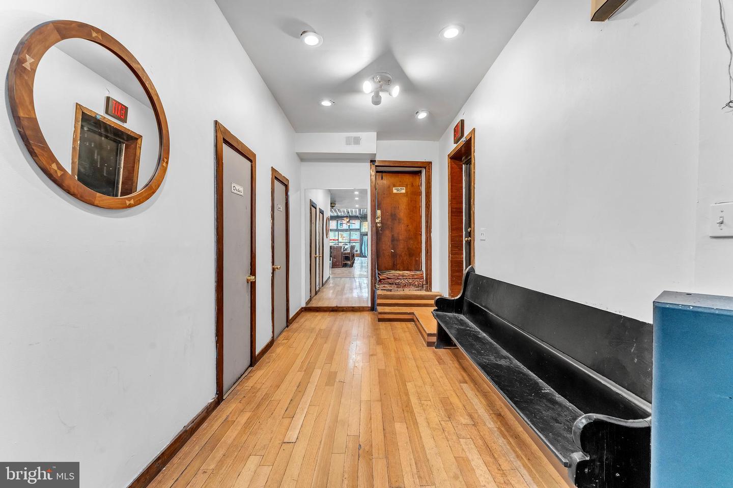 1500 W Baltimore St Property Photo 13
