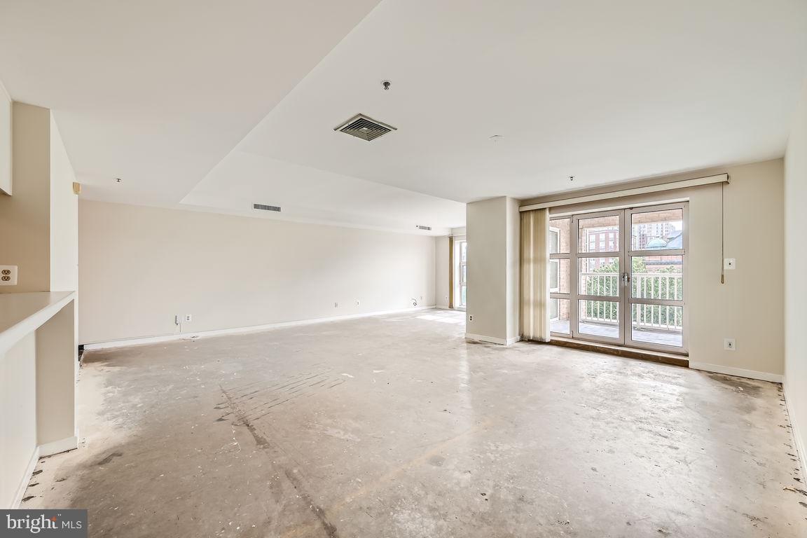 250 President St #212 Property Photo 19