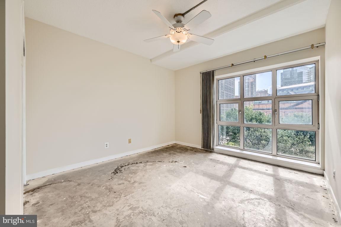 250 President St #212 Property Photo 37