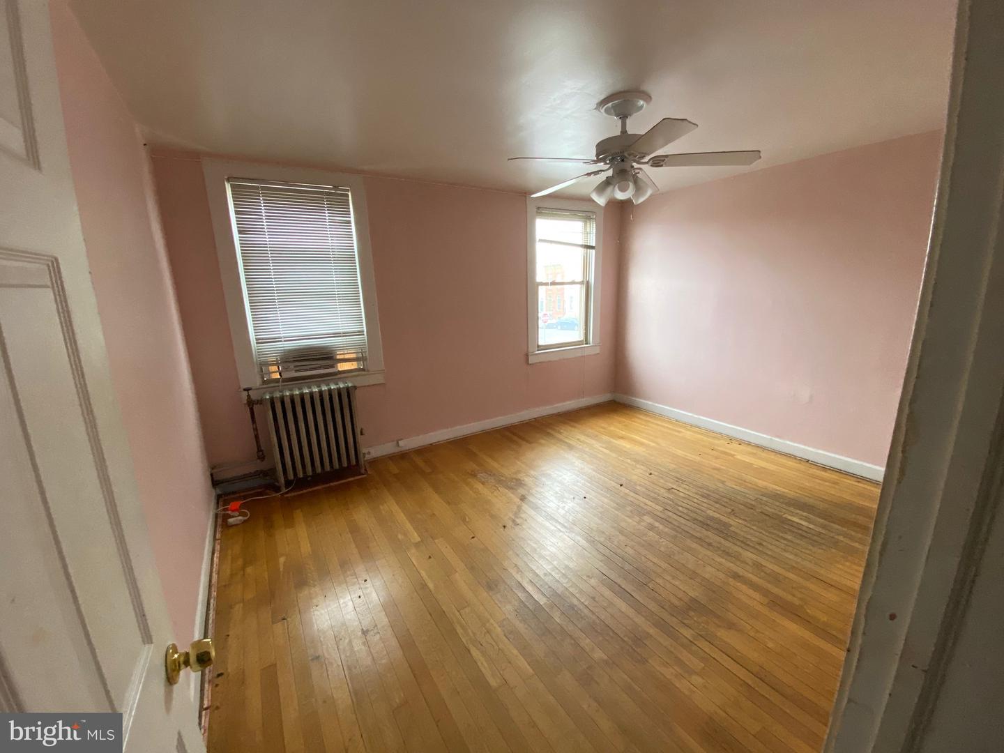 3301 Foster Ave Property Photo 13