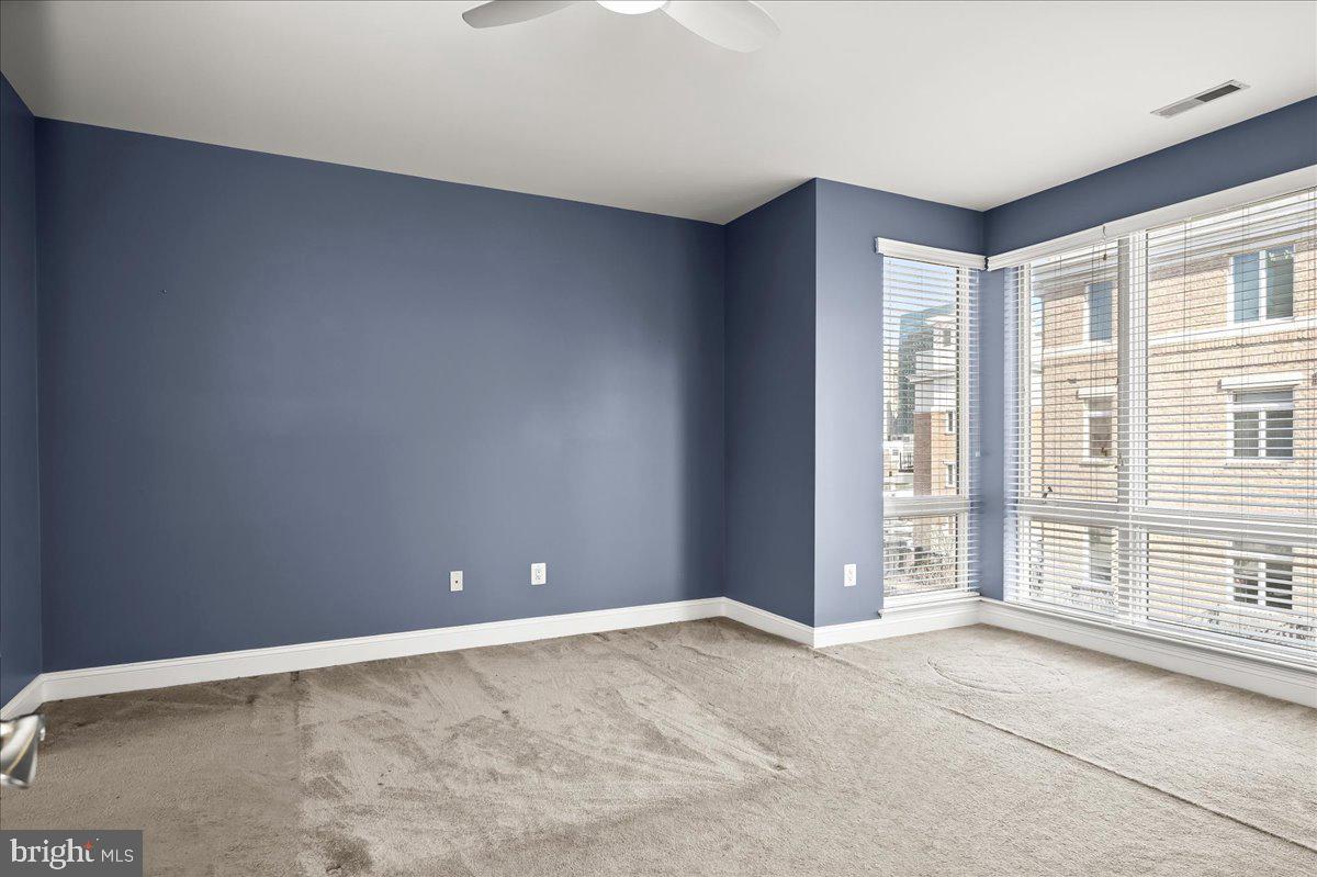 902 Valencia Ct #187 Property Photo 26