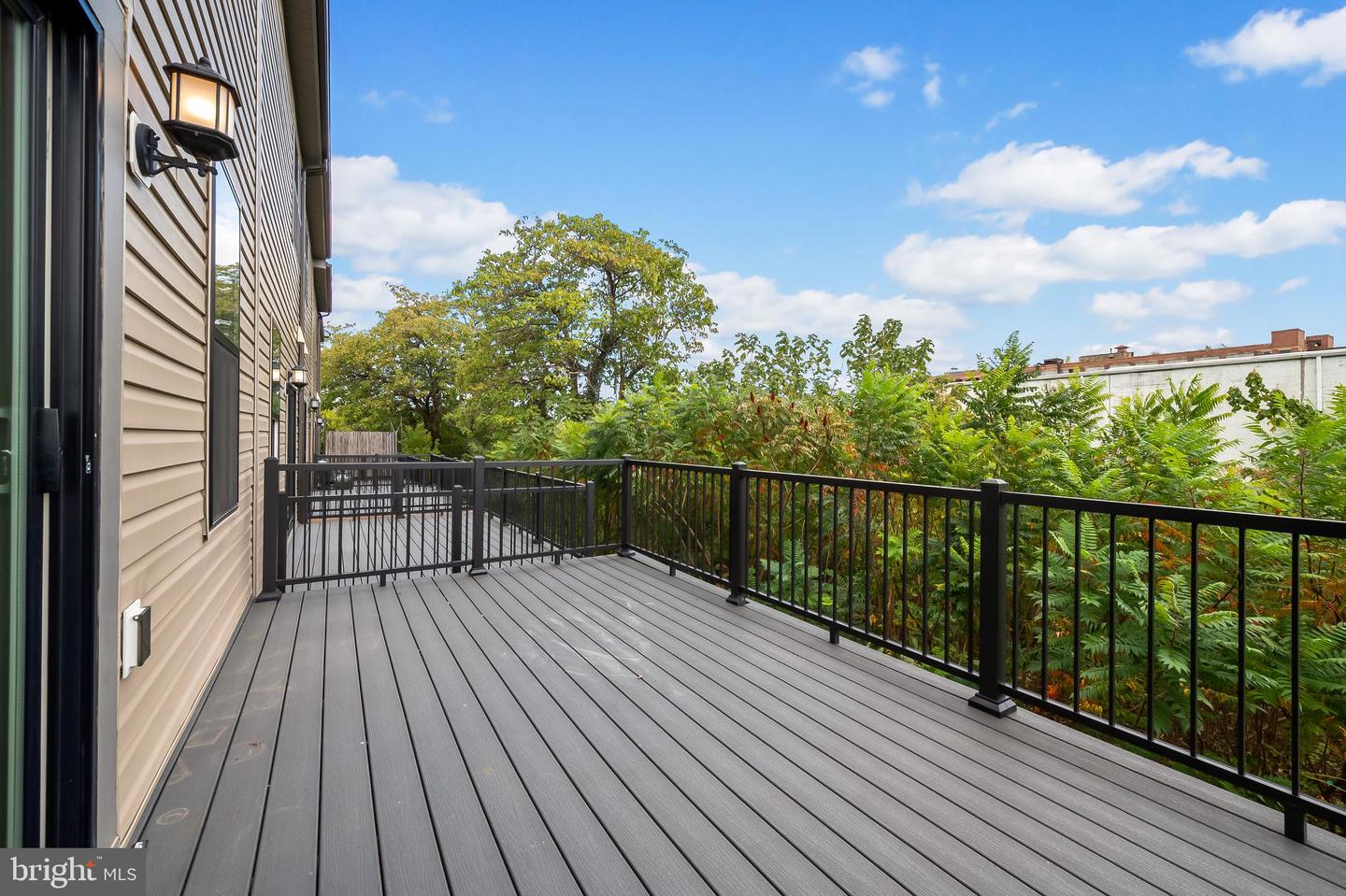 609 Mozart Way Property Photo 14