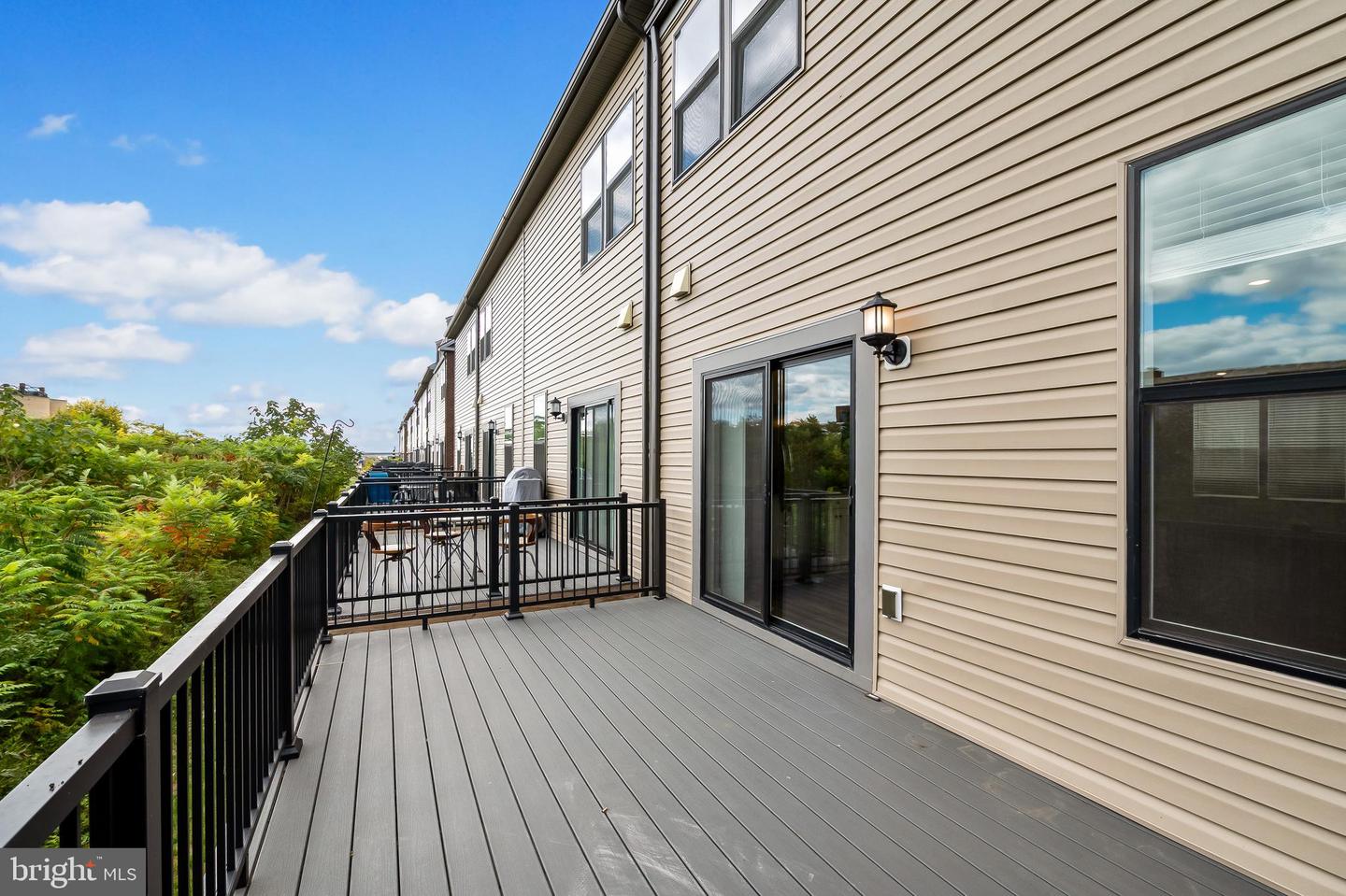 609 Mozart Way Property Photo 15