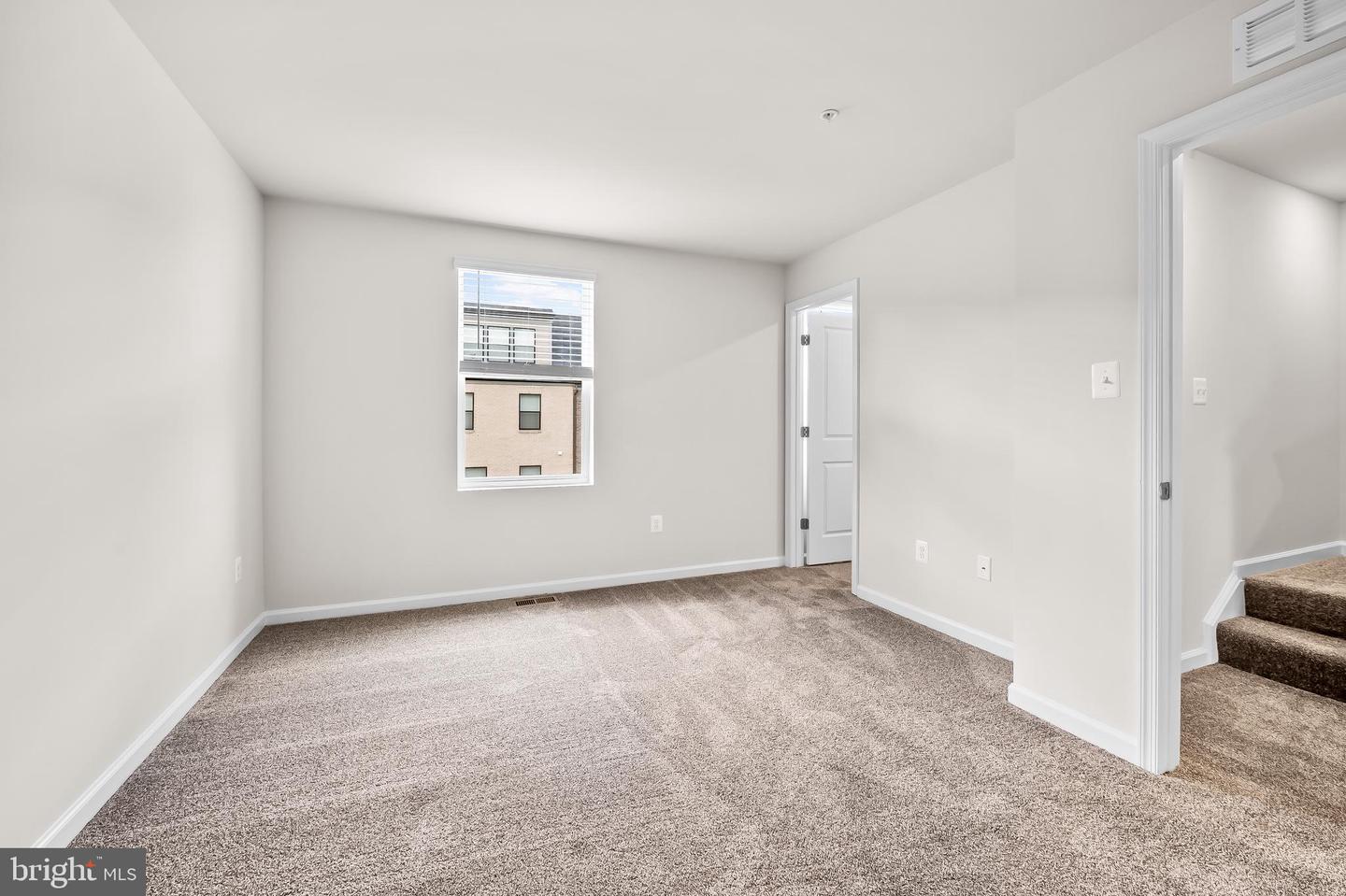 609 Mozart Way Property Photo 22