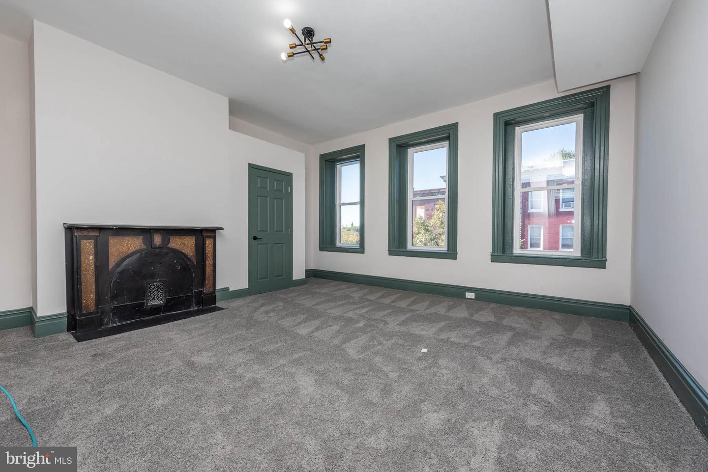 519 N Carrollton Ave Property Photo 15