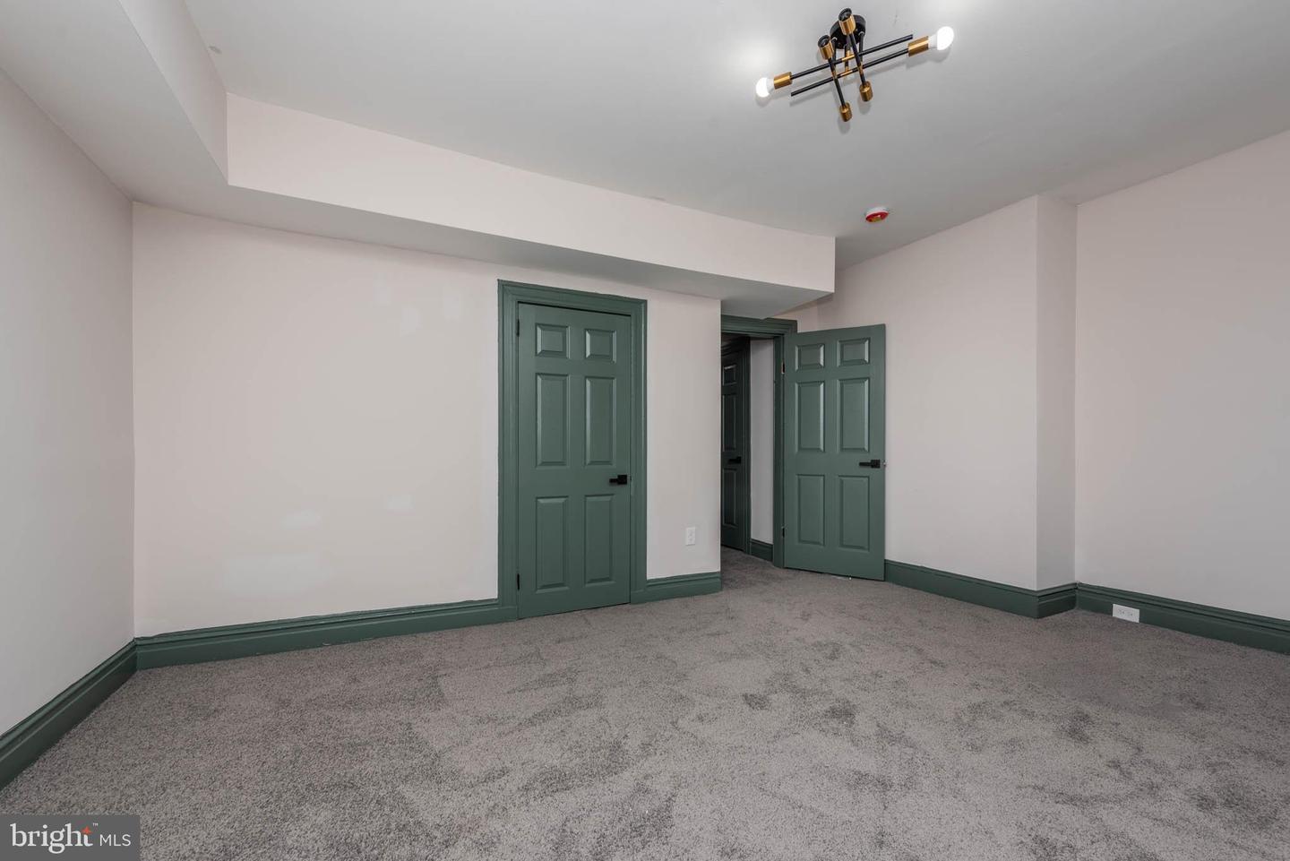 519 N Carrollton Ave Property Photo 31