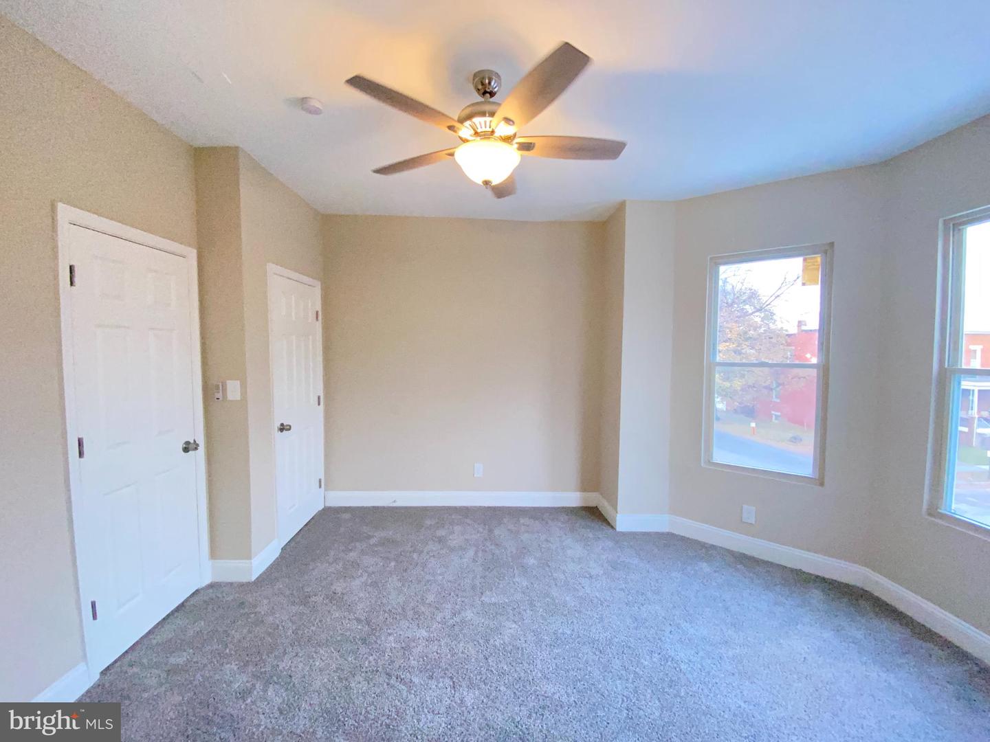 2118 N Rosedale St Property Photo 19