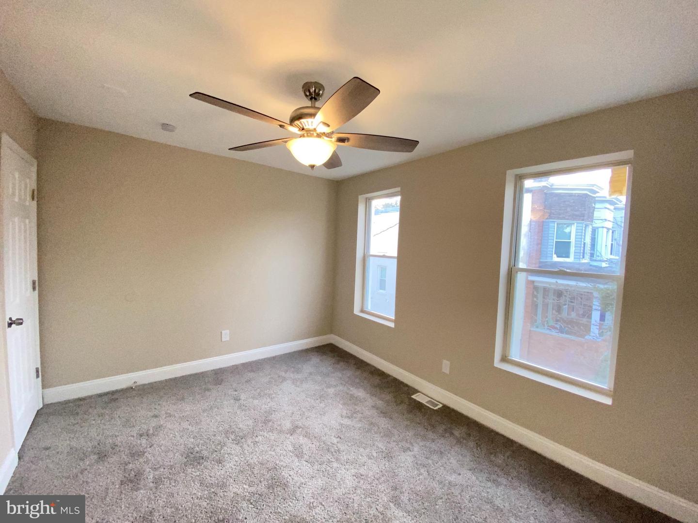 2118 N Rosedale St Property Photo 24