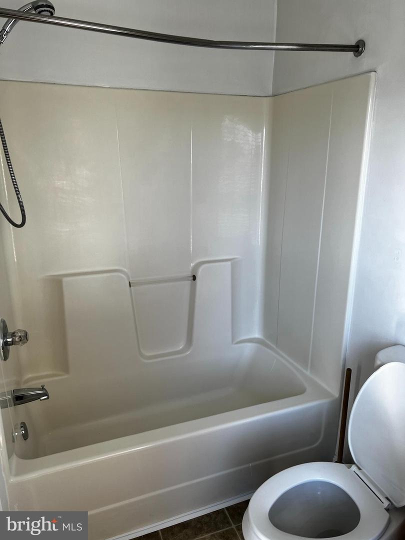 1002 Whatcoat St Property Photo 12