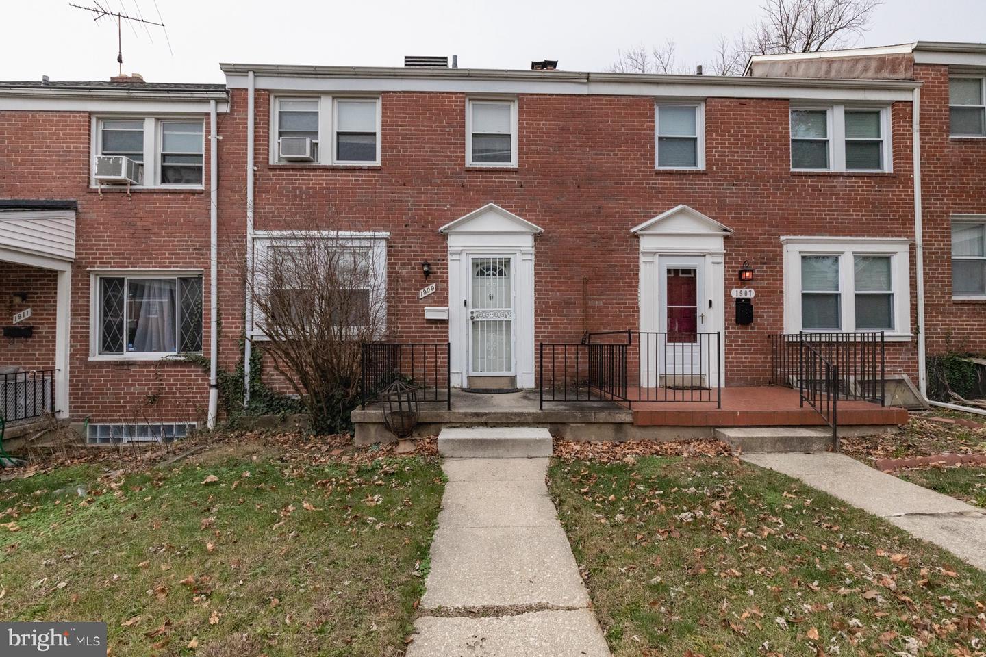 1909 Swansea Rd Property Photo