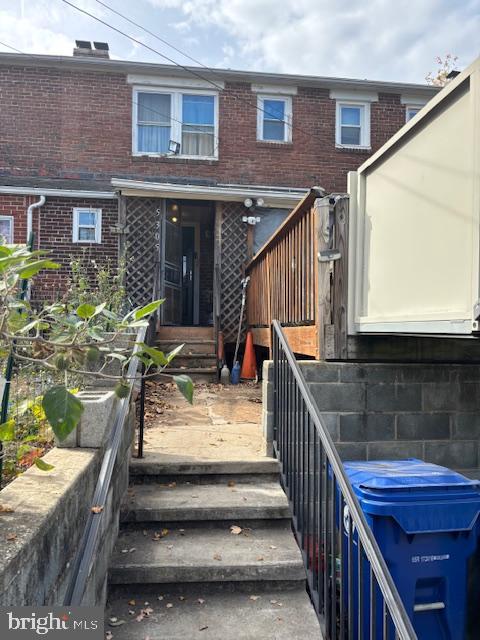 5305 Wright Ave Property Photo