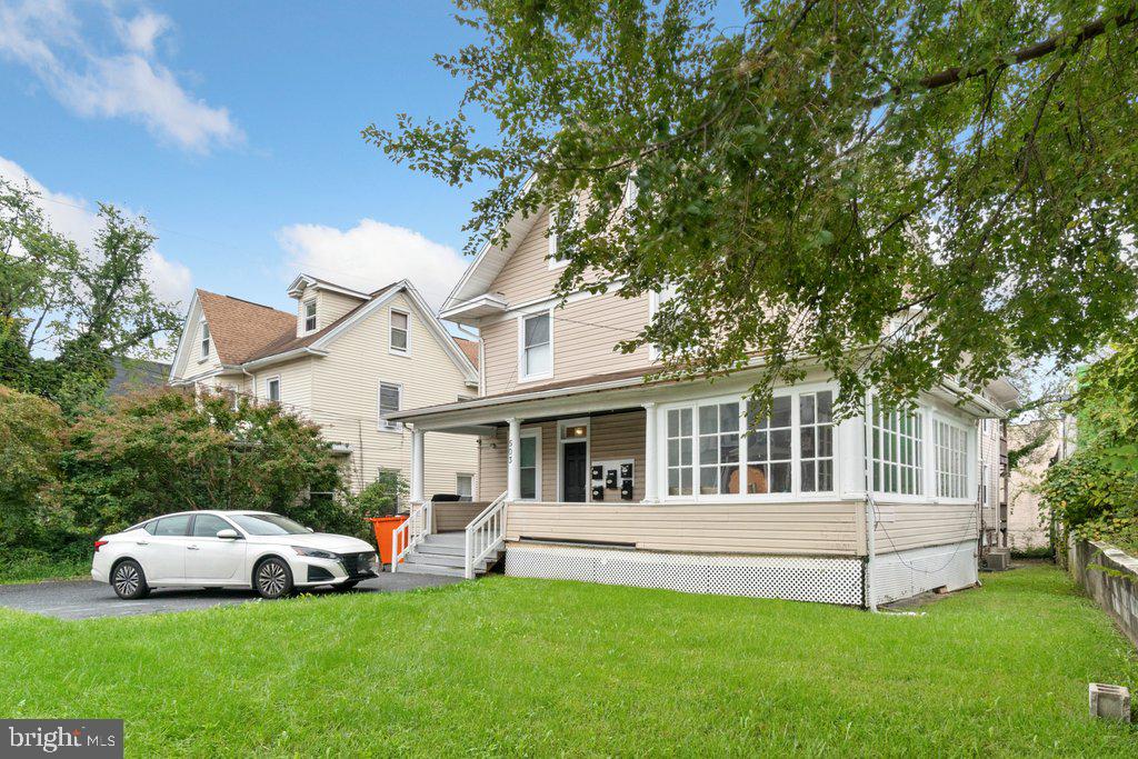 503 Radnor Ave Property Photo 2