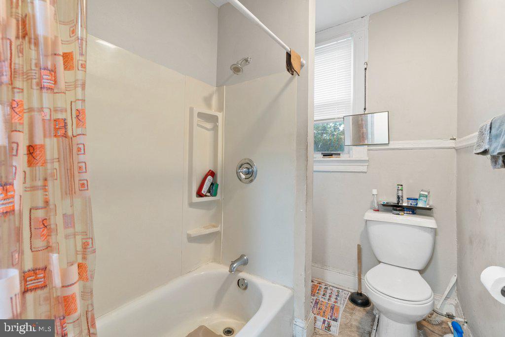503 Radnor Ave Property Photo 38