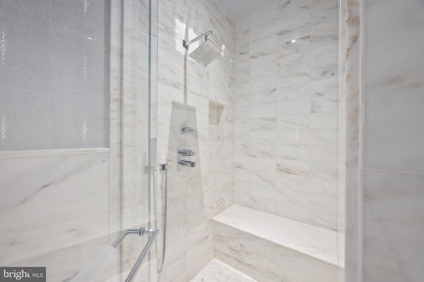 300 International Dr #2201 Property Photo 29