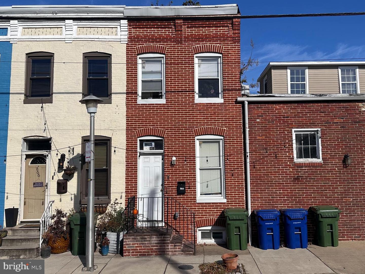 864 Carroll St Property Photo 1