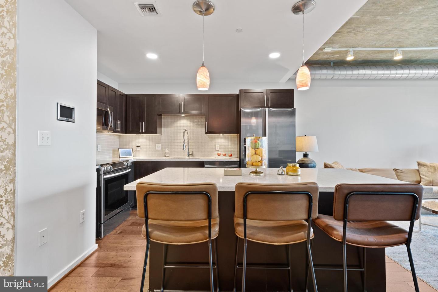 1200 Steuart St #425 Property Photo 7