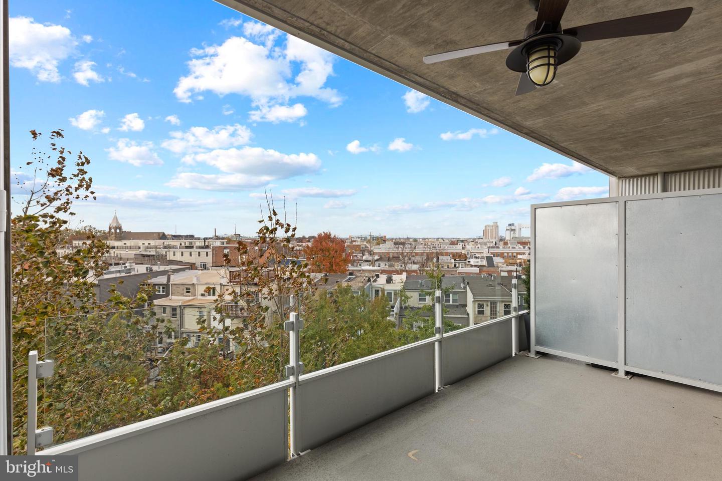 1200 Steuart St #425 Property Photo 35