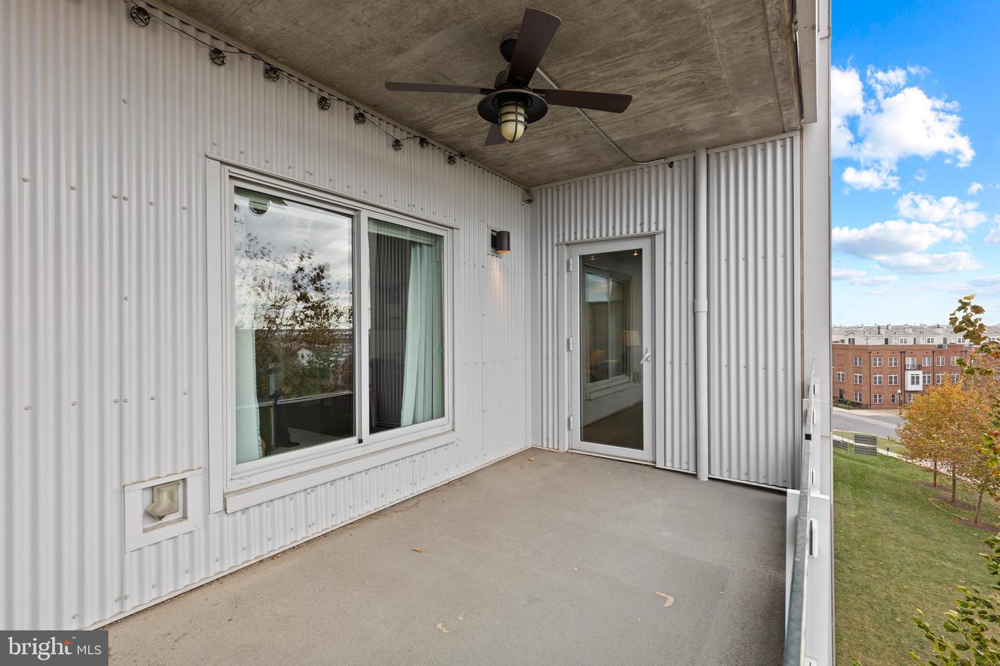1200 Steuart St #425 Property Photo 38