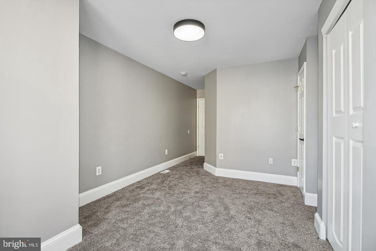 1806 E Lafayette Ave Property Photo 12