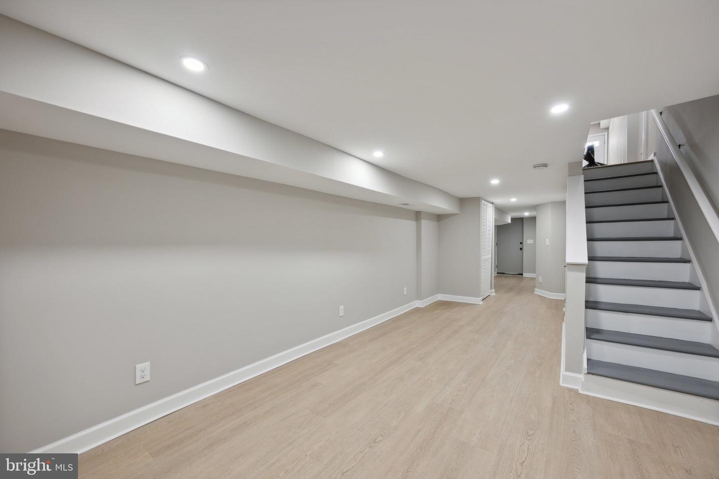 1155 Washington Blvd Property Photo 18