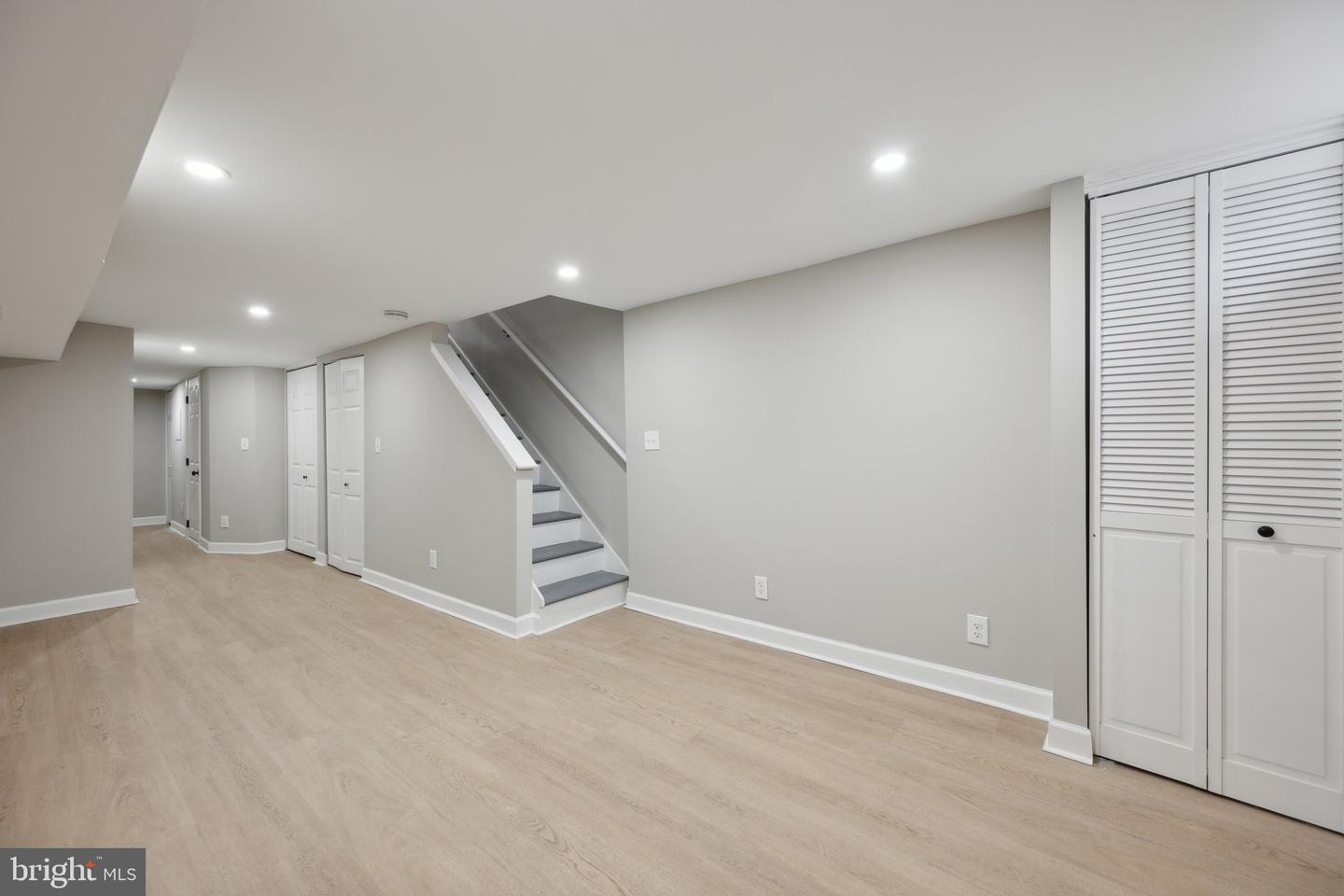 1155 Washington Blvd Property Photo 19
