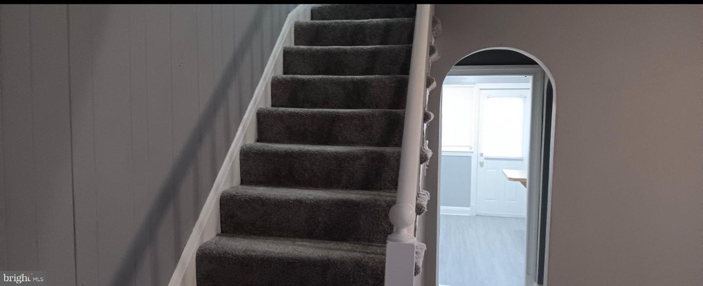 17 S Rosedale St Property Photo 6