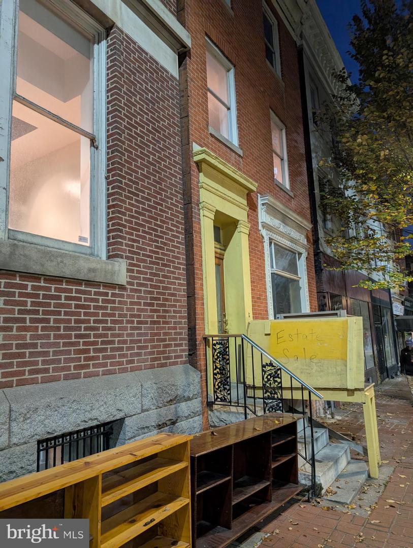845 N Howard St Property Photo 6