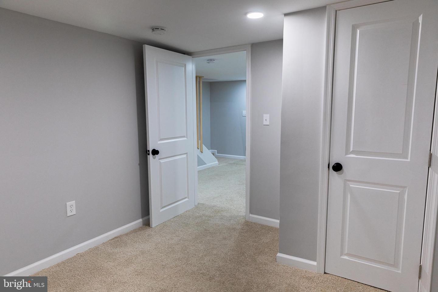 3021 Oakford Ave Property Photo 34