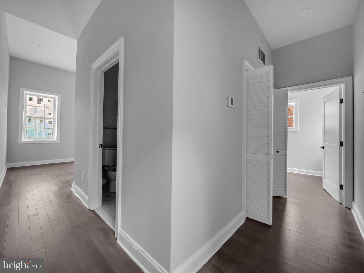 707 Druid Park Lake Dr #11 Property Photo 4