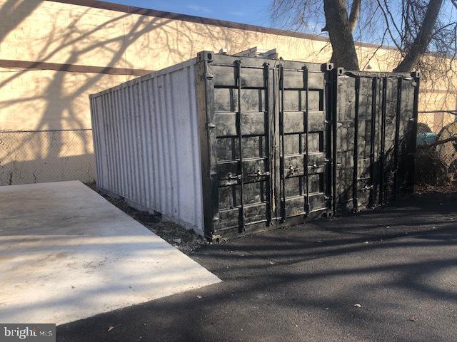 909 N Lehigh St Property Photo 2