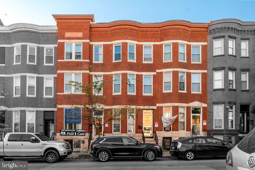 2516 N Charles St Property Photo 1