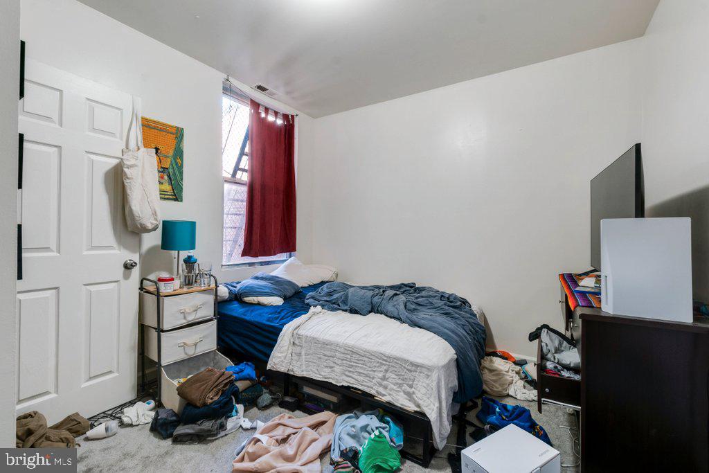 2516 N Charles St Property Photo 23