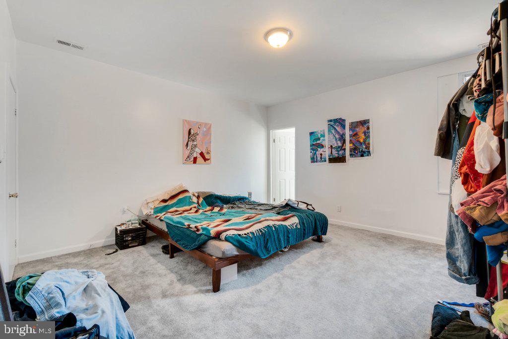 2516 N Charles St Property Photo 32