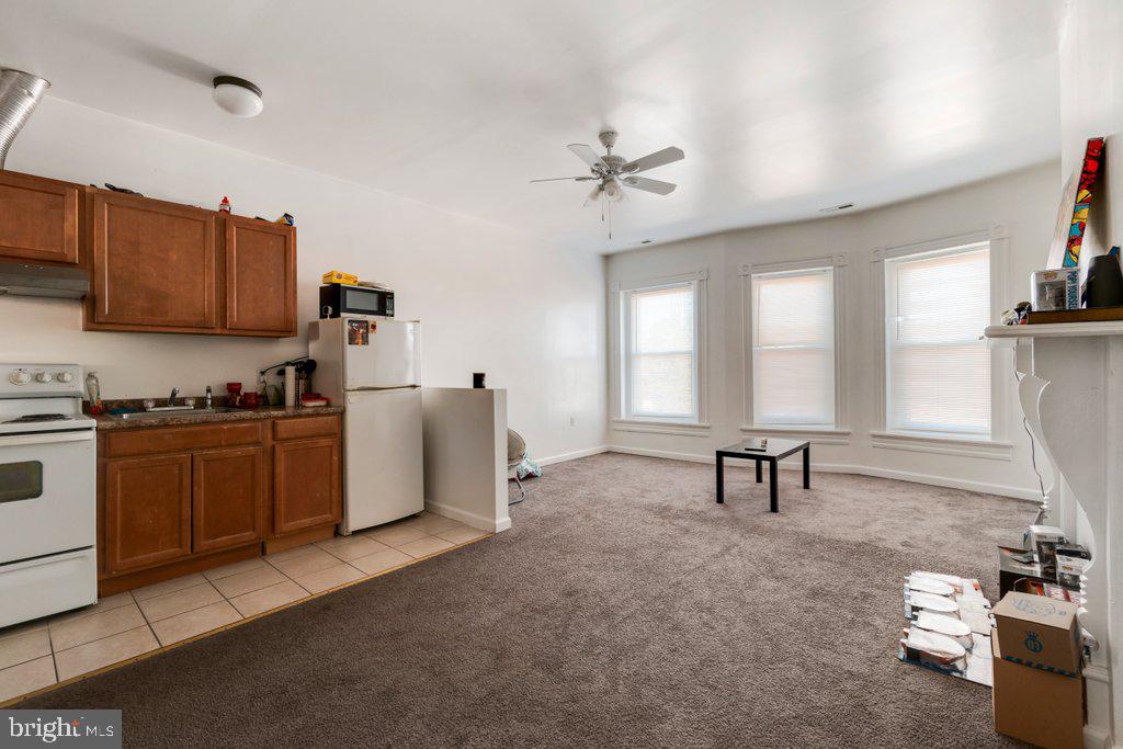 2516 N Charles St Property Photo 45